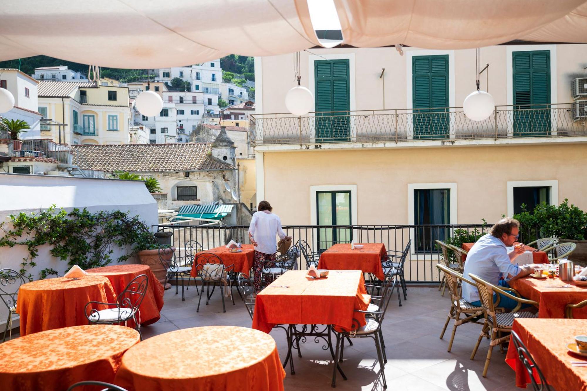 Hotel Antica Repubblica In Amalfi Center At 100Mt From The Sea Eksteriør bilde